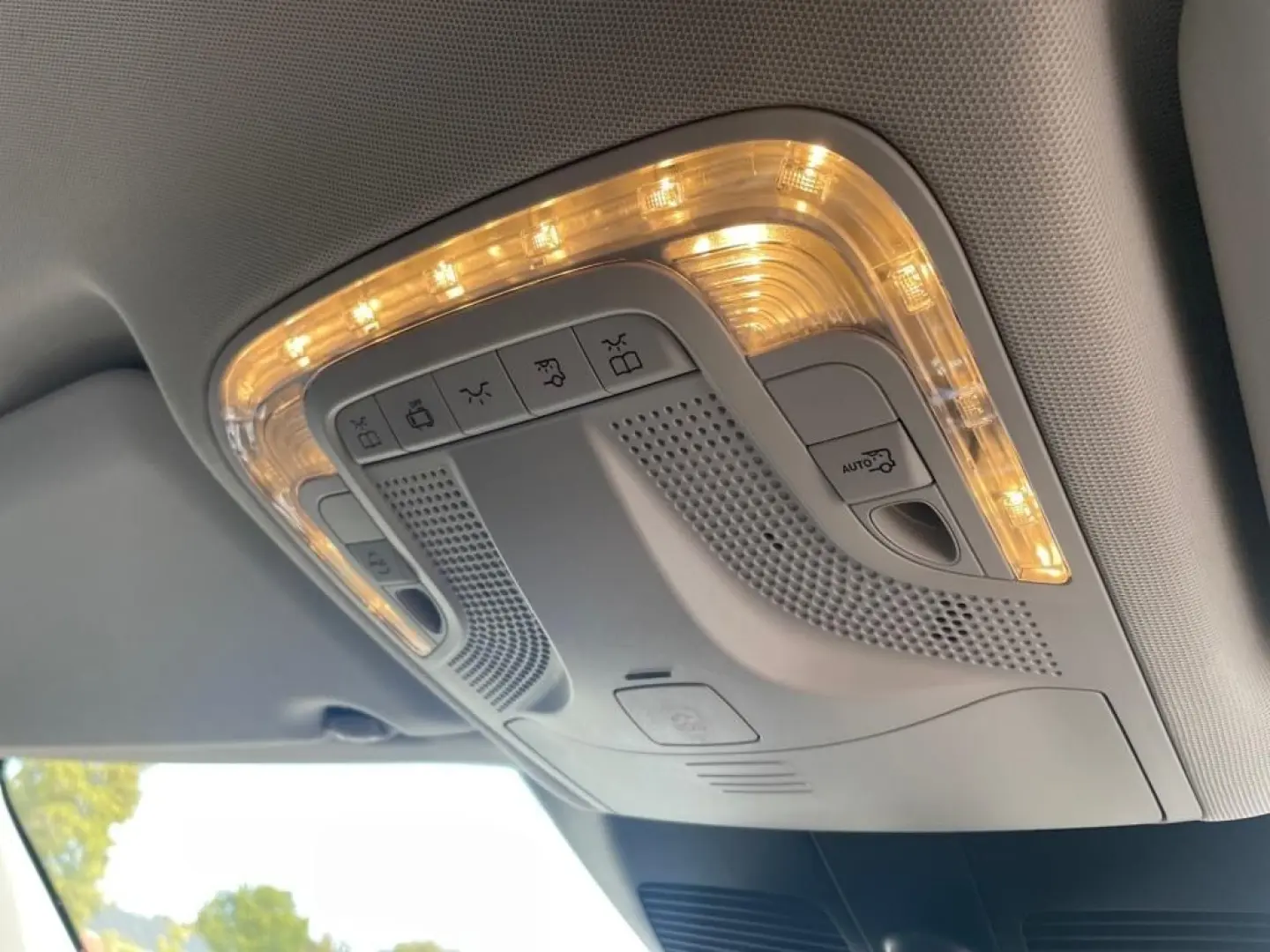 V 300 d AVANTGARDE Lang MBUX LIEGEPAKET AHK AVAN