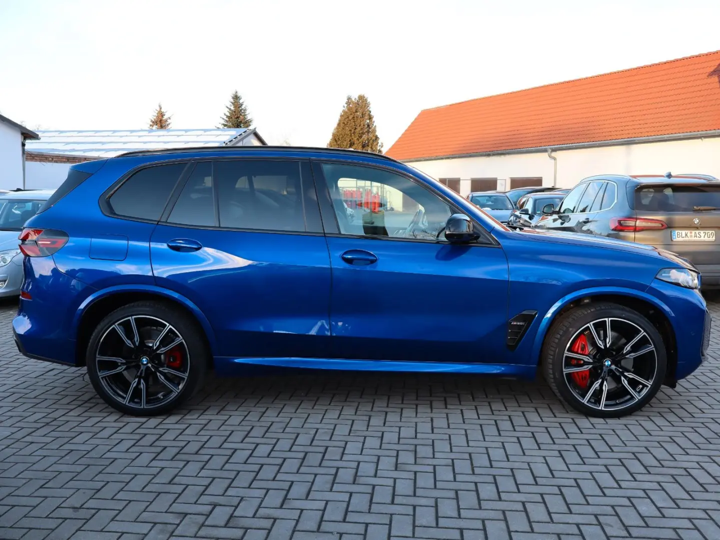 X5 M60
