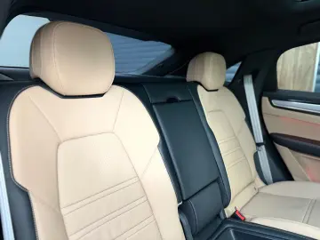 Cayenne Hybrid Platinum Edition SportC 360 Pano