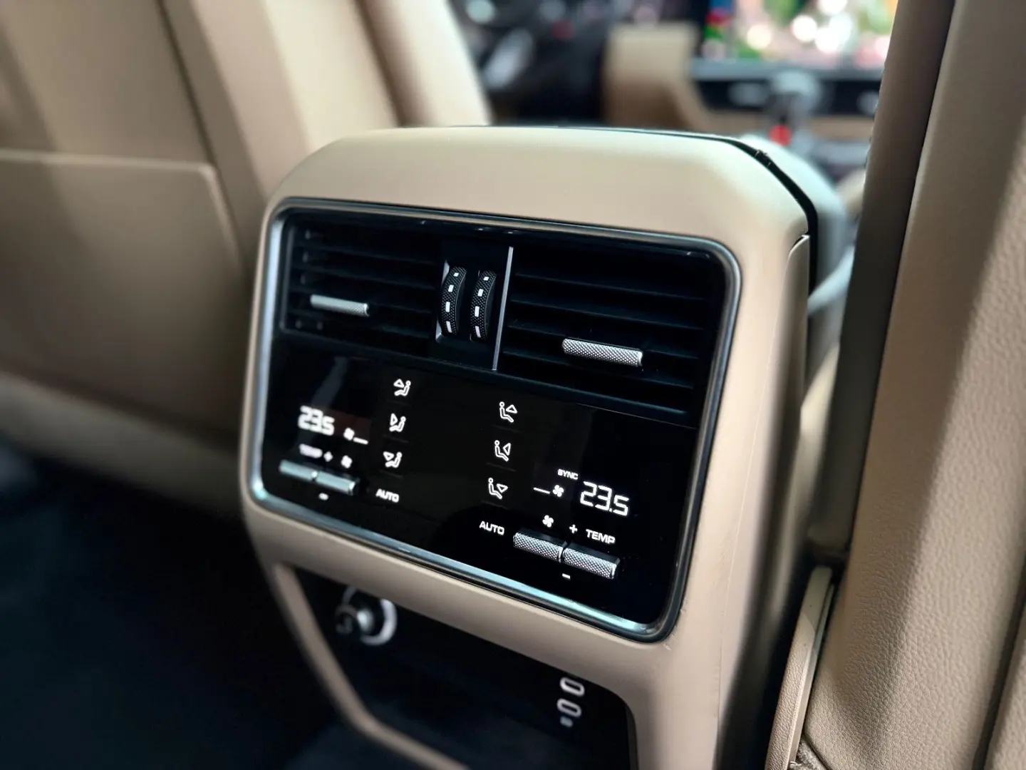 Cayenne Hybrid Platinum Edition SportC 360 Pano