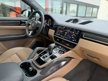 Cayenne Coupe Turbo Carbon Massage Pano Sportabg