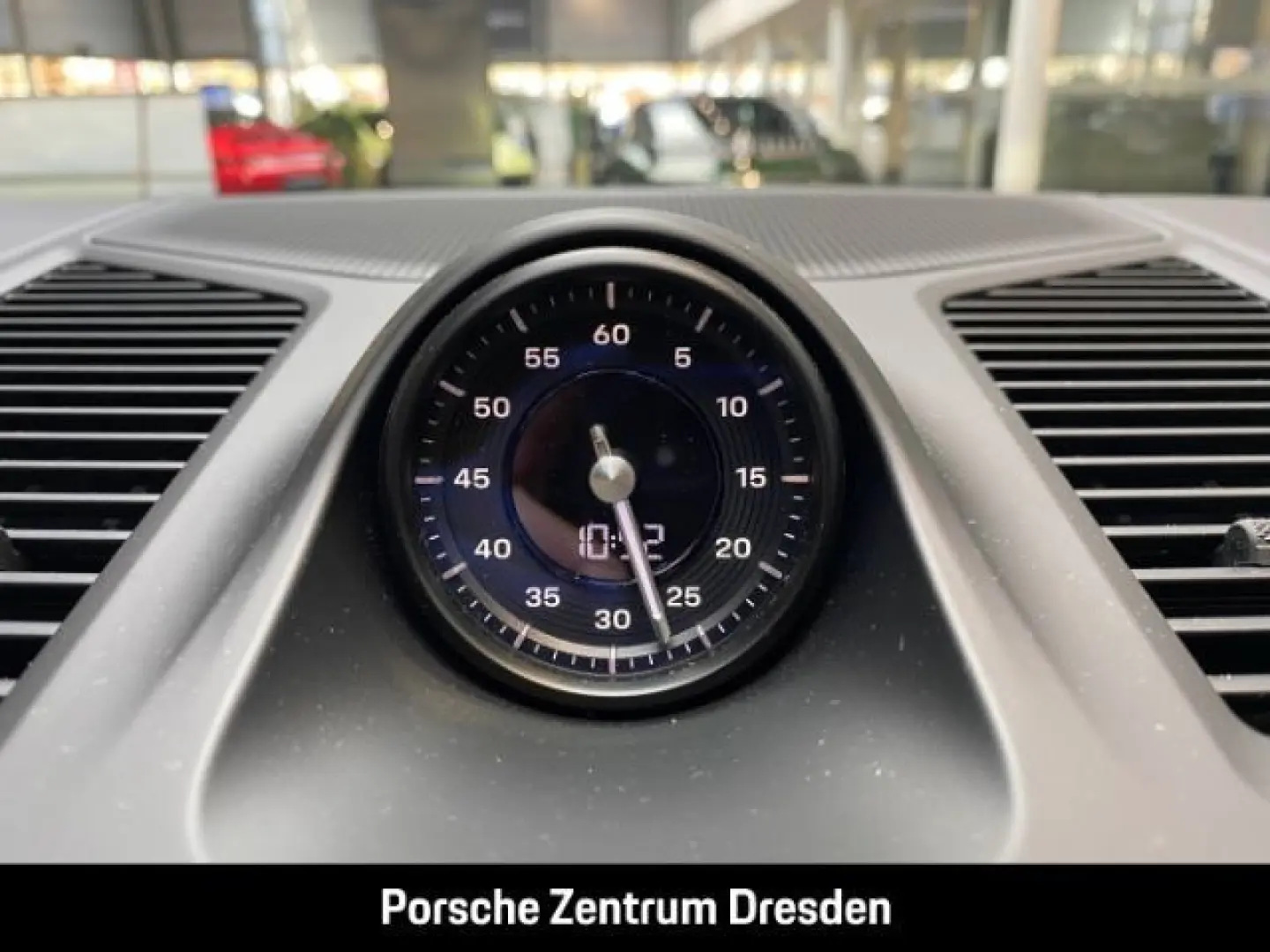 Cayenne E-Hybrid Pano Beifahrerdisplay BOSE