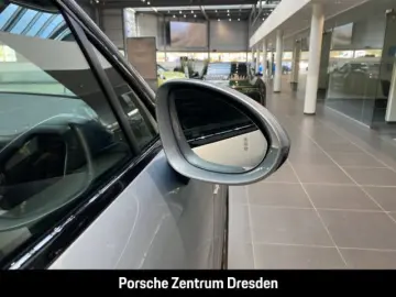 Cayenne E-Hybrid Pano Beifahrerdisplay BOSE