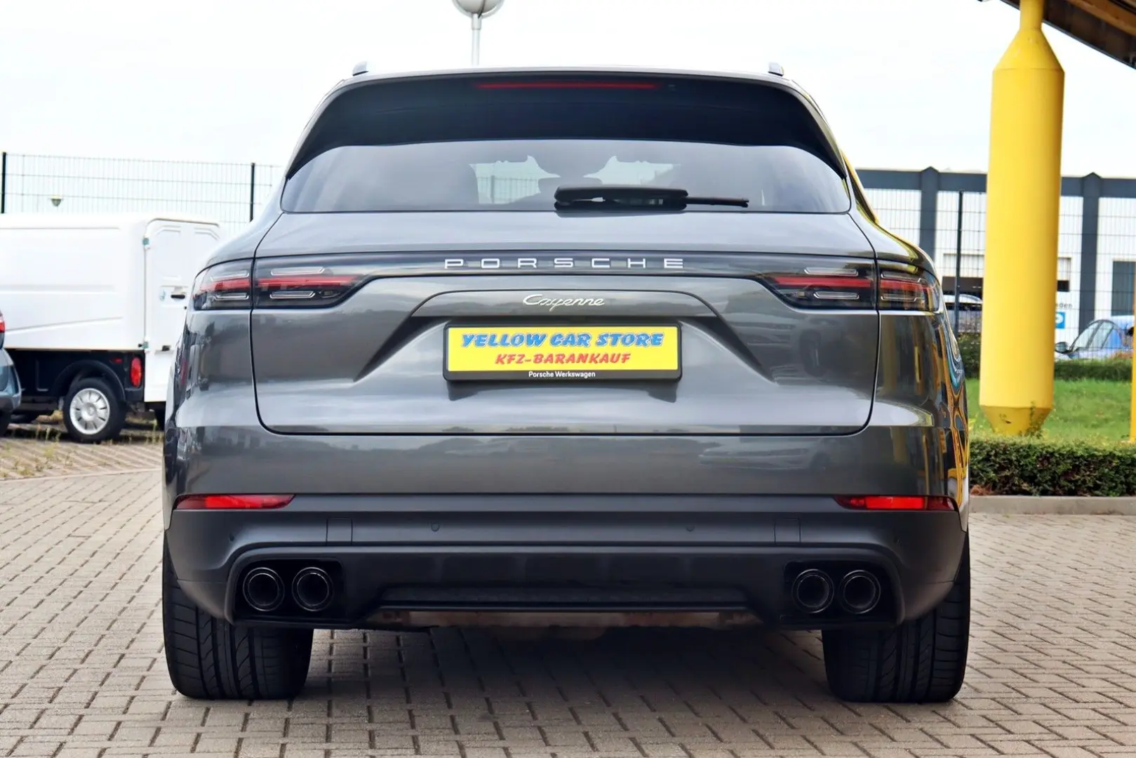 Cayenne E-Hybrid 21-Zoll Pano Luft AHK SAGA