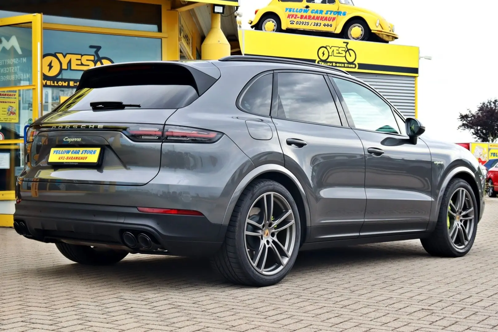 Cayenne E-Hybrid 21-Zoll Pano Luft AHK SAGA