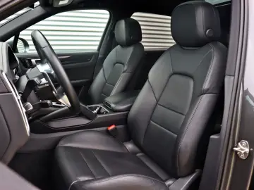 Cayenne E-Hybrid 21-Zoll Pano Luft AHK SAGA