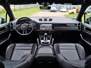 Cayenne E-Hybrid 21-Zoll Pano Luft AHK SAGA