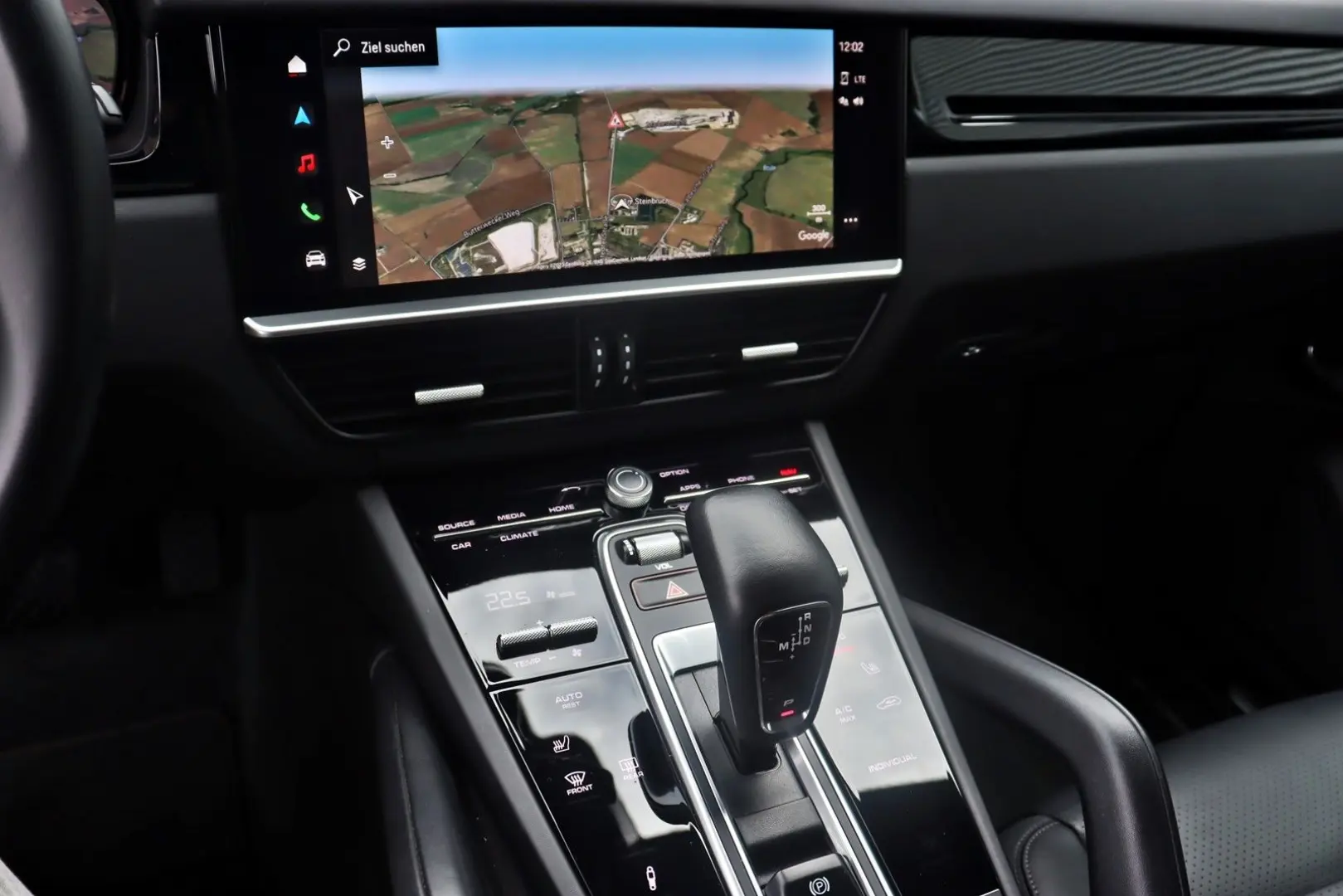 Cayenne E-Hybrid 21-Zoll Pano Luft AHK SAGA