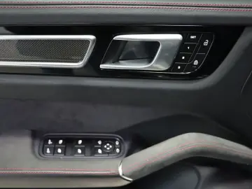 Cayenne GTS 21 Zoll Pano APPROVED BIS 01 2027