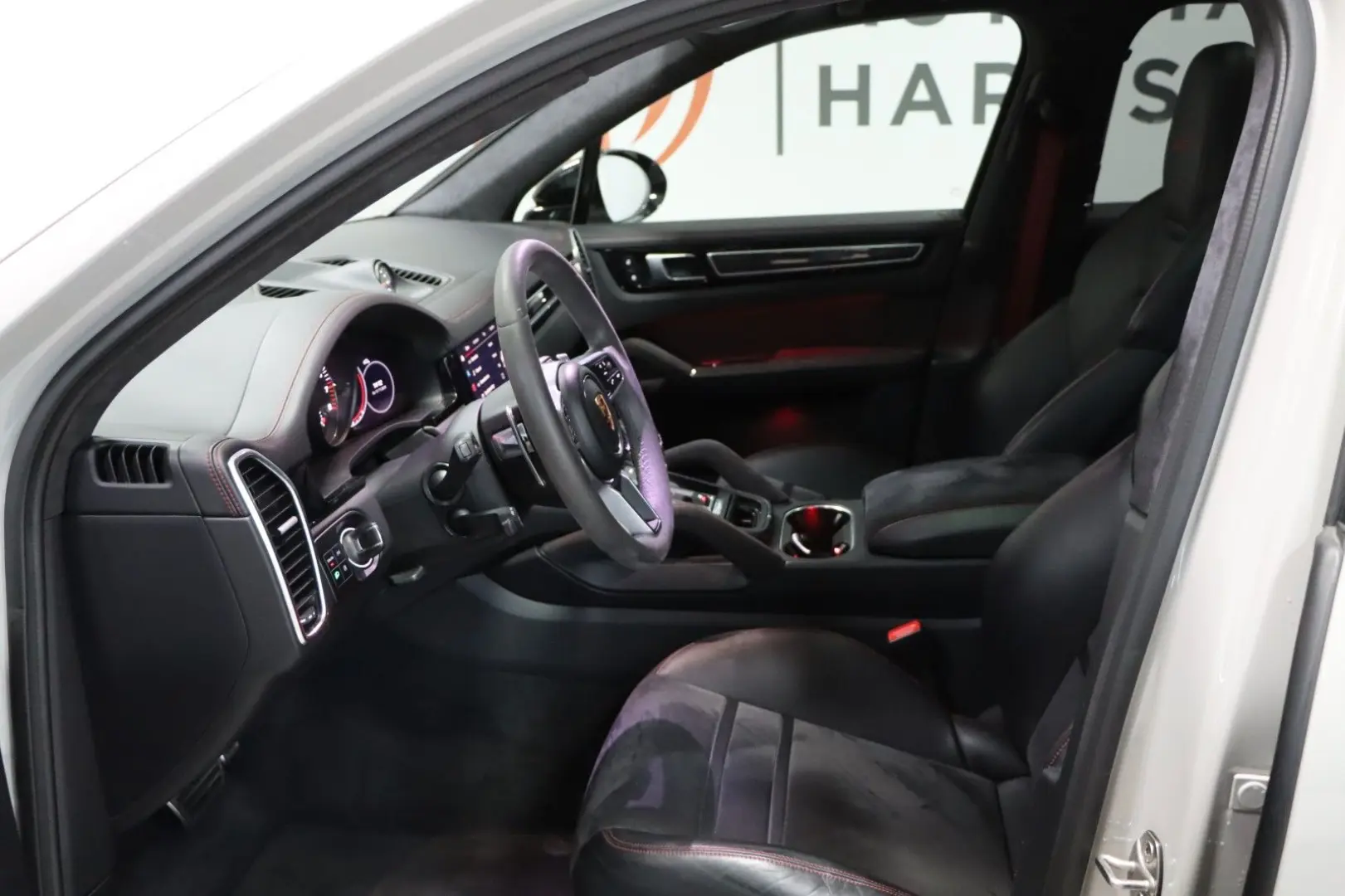 Cayenne GTS 21 Zoll Pano APPROVED BIS 01 2027