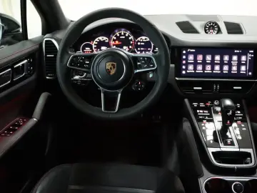 Cayenne GTS 21 Zoll Pano APPROVED BIS 01 2027