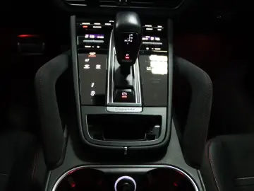 Cayenne GTS 21 Zoll Pano APPROVED BIS 01 2027