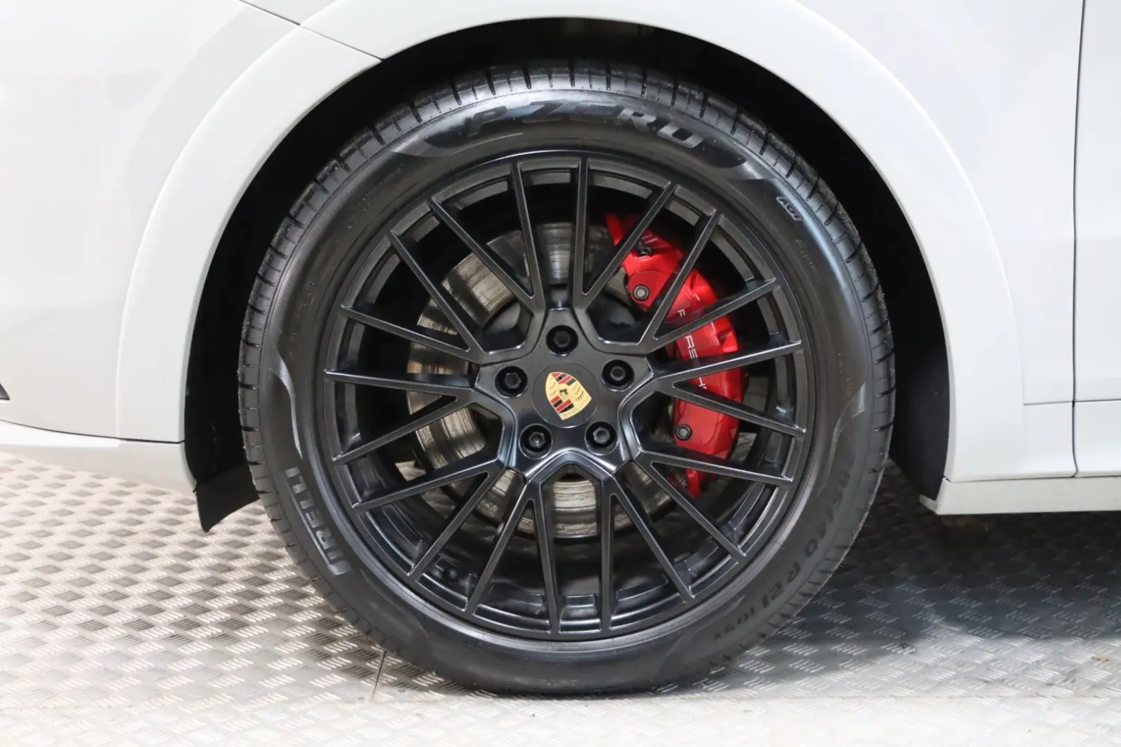 Cayenne GTS 21 Zoll Pano APPROVED BIS 01 2027