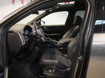Cayenne 3.0 V6  APPROVED U-Frei Pano 20 Zoll Top