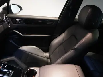 Cayenne 3.0 V6  APPROVED U-Frei Pano 20 Zoll Top