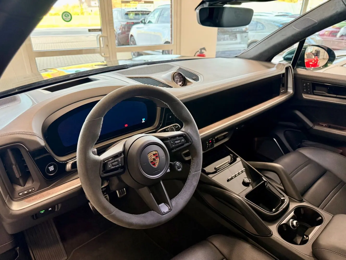 Cayenne Turbo E-Hybrid SportDesign PCCB PTS AHK