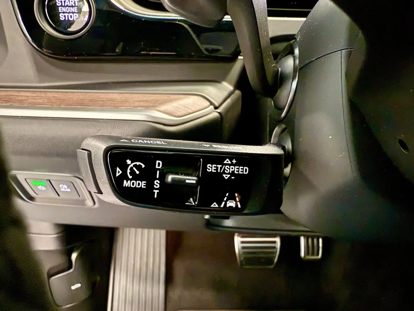 Cayenne Turbo E-Hybrid SportDesign PCCB PTS AHK