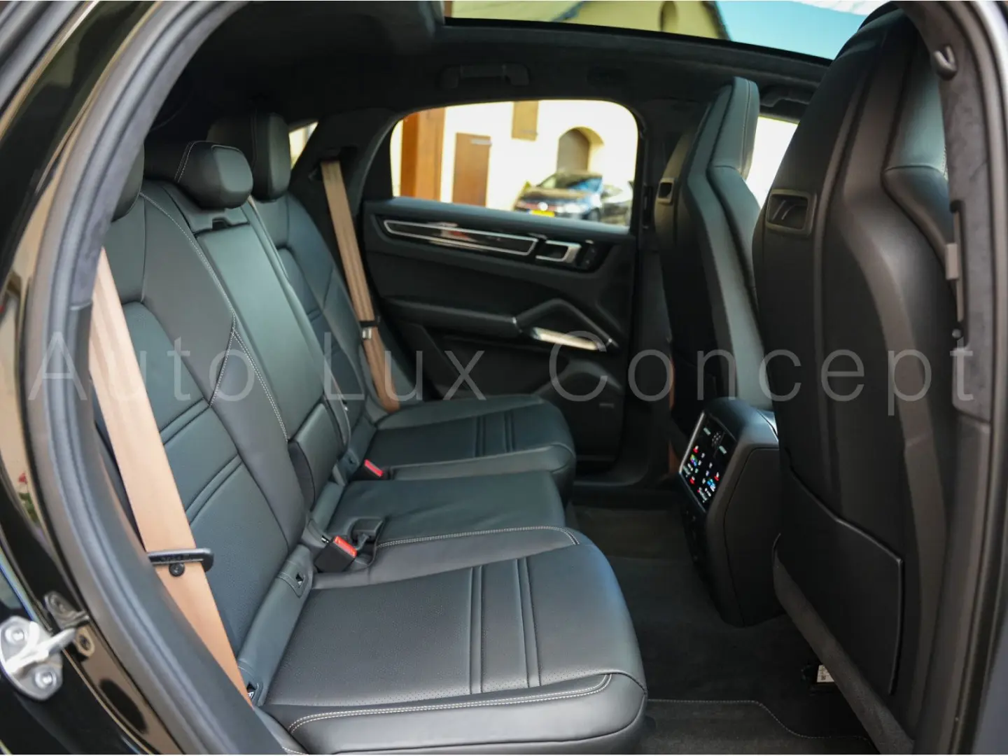 Cayenne Turbo Coupé PTS Full PPF Matrix HUD 360