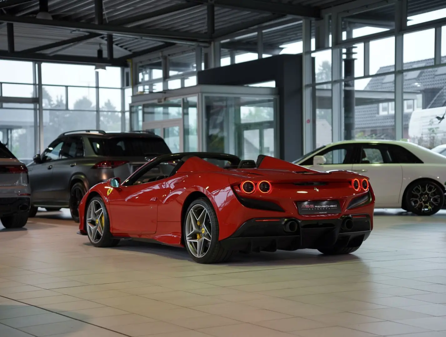 F8 Spider  Lift SOFORT Racing Daytona Alcantara