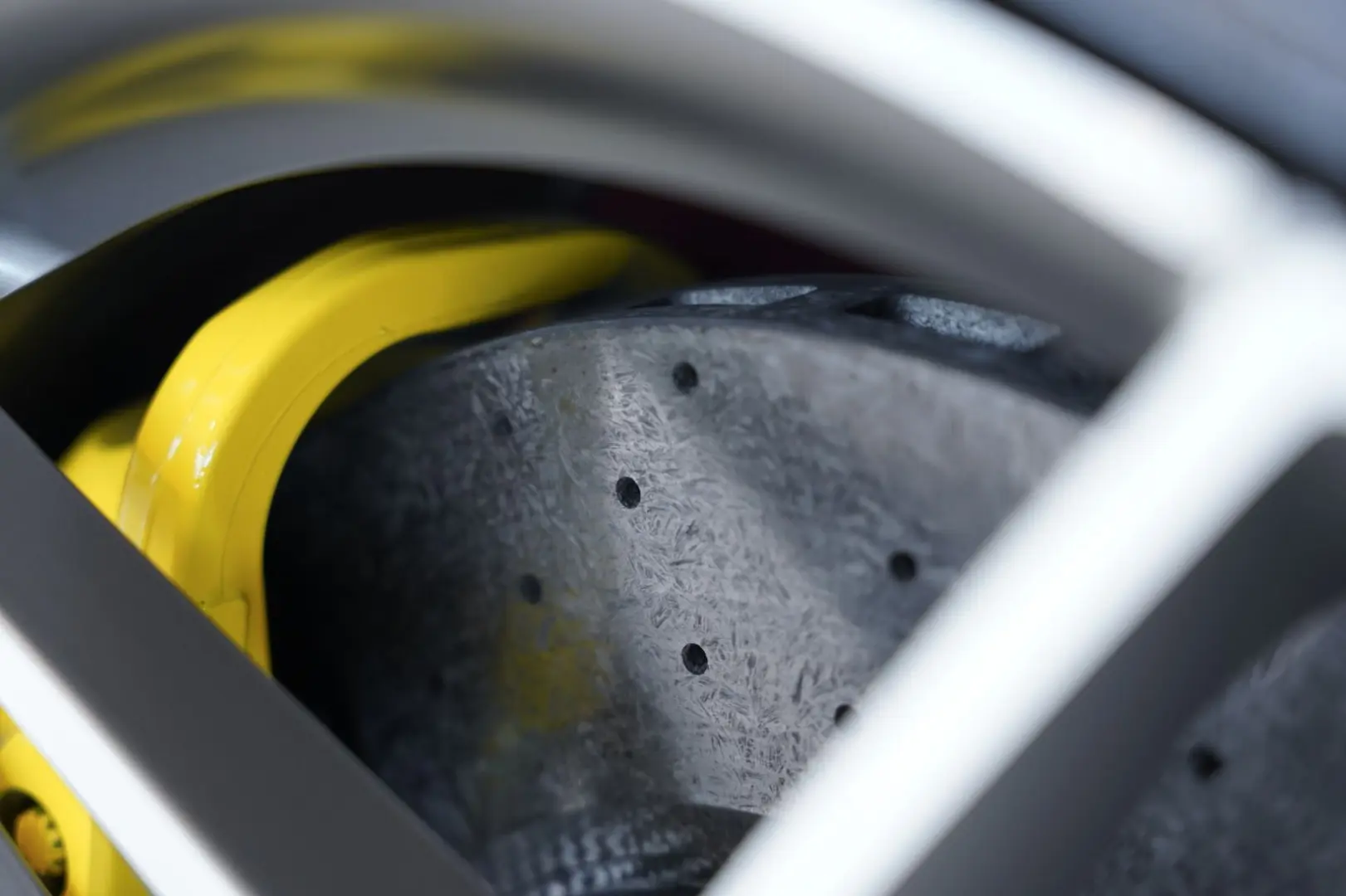 F8 Spider  Lift SOFORT Racing Daytona Alcantara