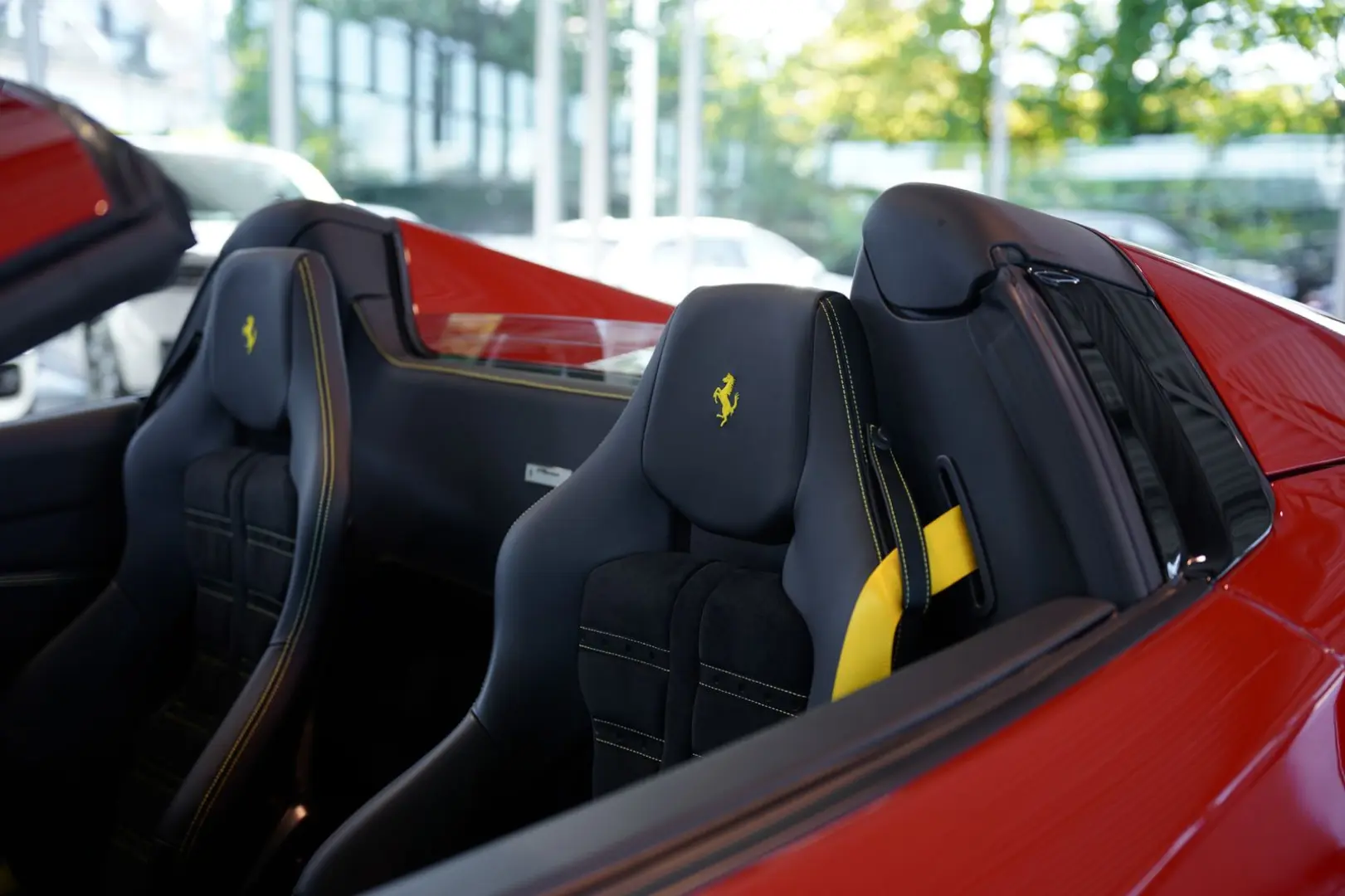 F8 Spider  Lift SOFORT Racing Daytona Alcantara