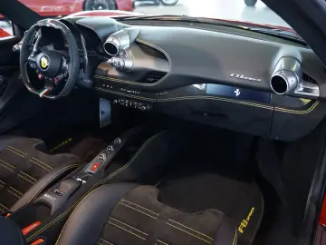 F8 Spider  Lift SOFORT Racing Daytona Alcantara