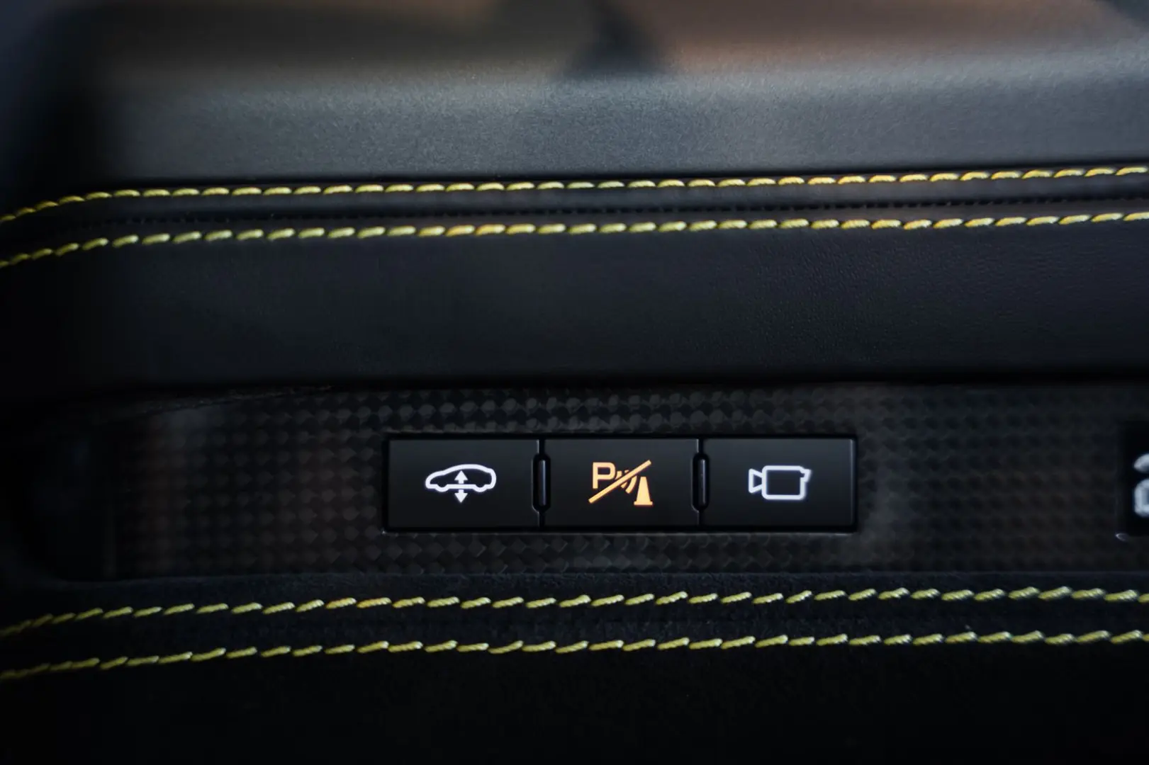 F8 Spider  Lift SOFORT Racing Daytona Alcantara