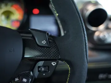 F8 Spider  Lift SOFORT Racing Daytona Alcantara