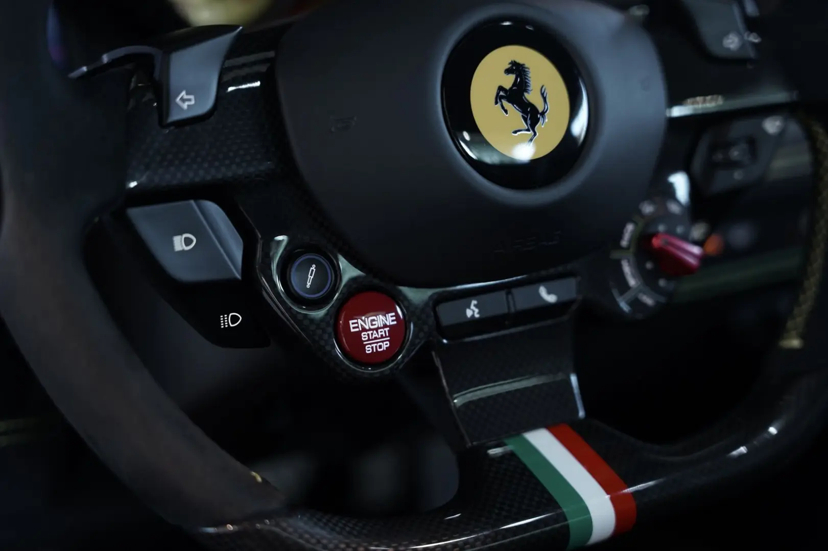 F8 Spider  Lift SOFORT Racing Daytona Alcantara