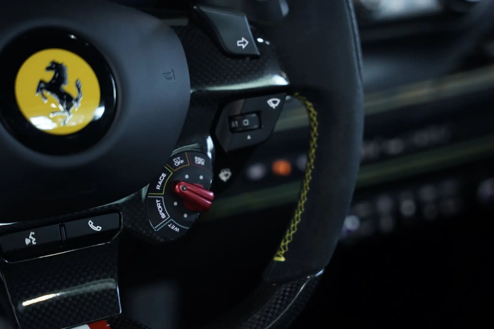 F8 Spider  Lift SOFORT Racing Daytona Alcantara