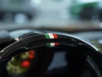 F8 Spider  Lift SOFORT Racing Daytona Alcantara