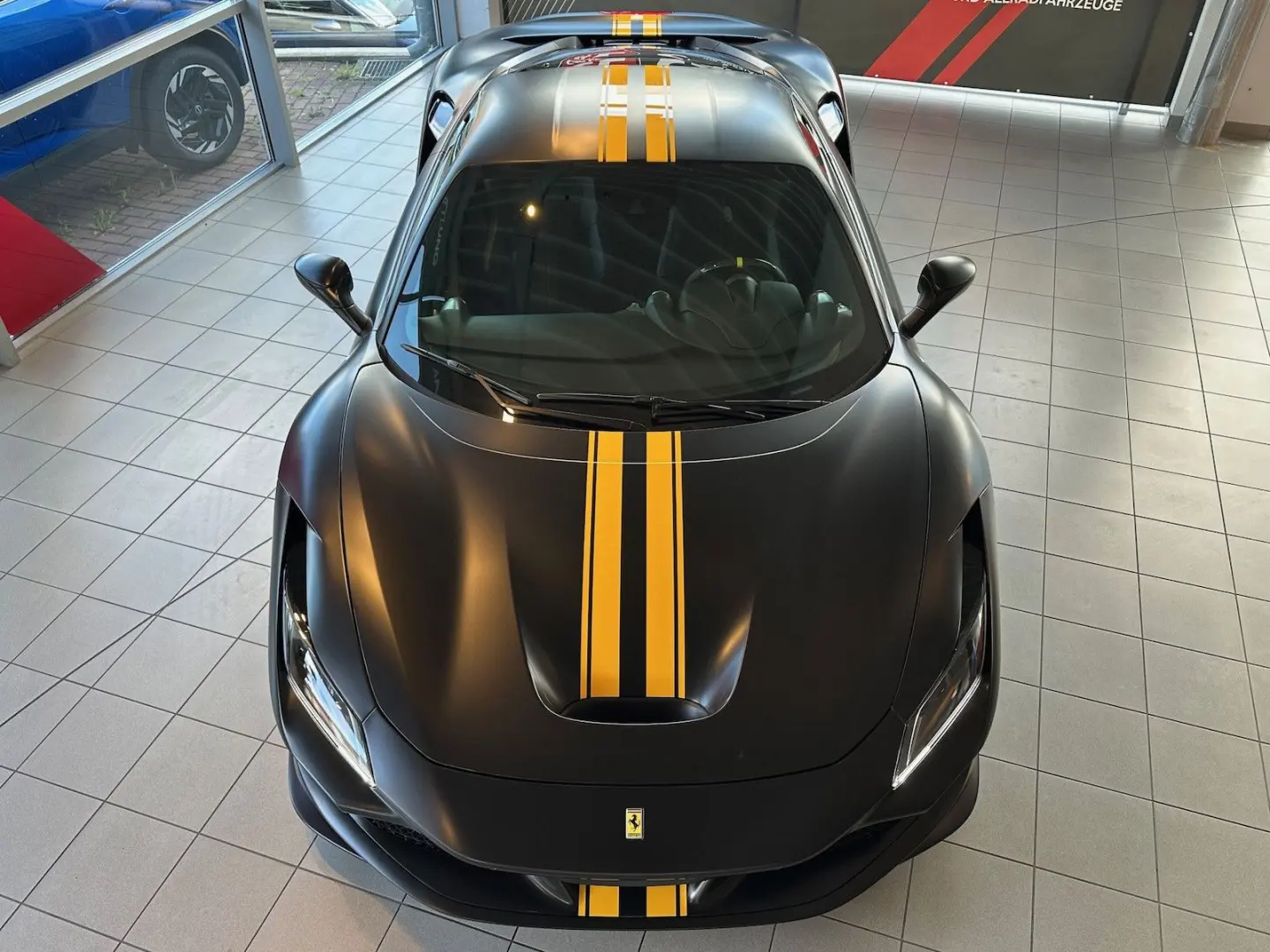 F8 Tributo Racing Lift Carbon Service neu Garant