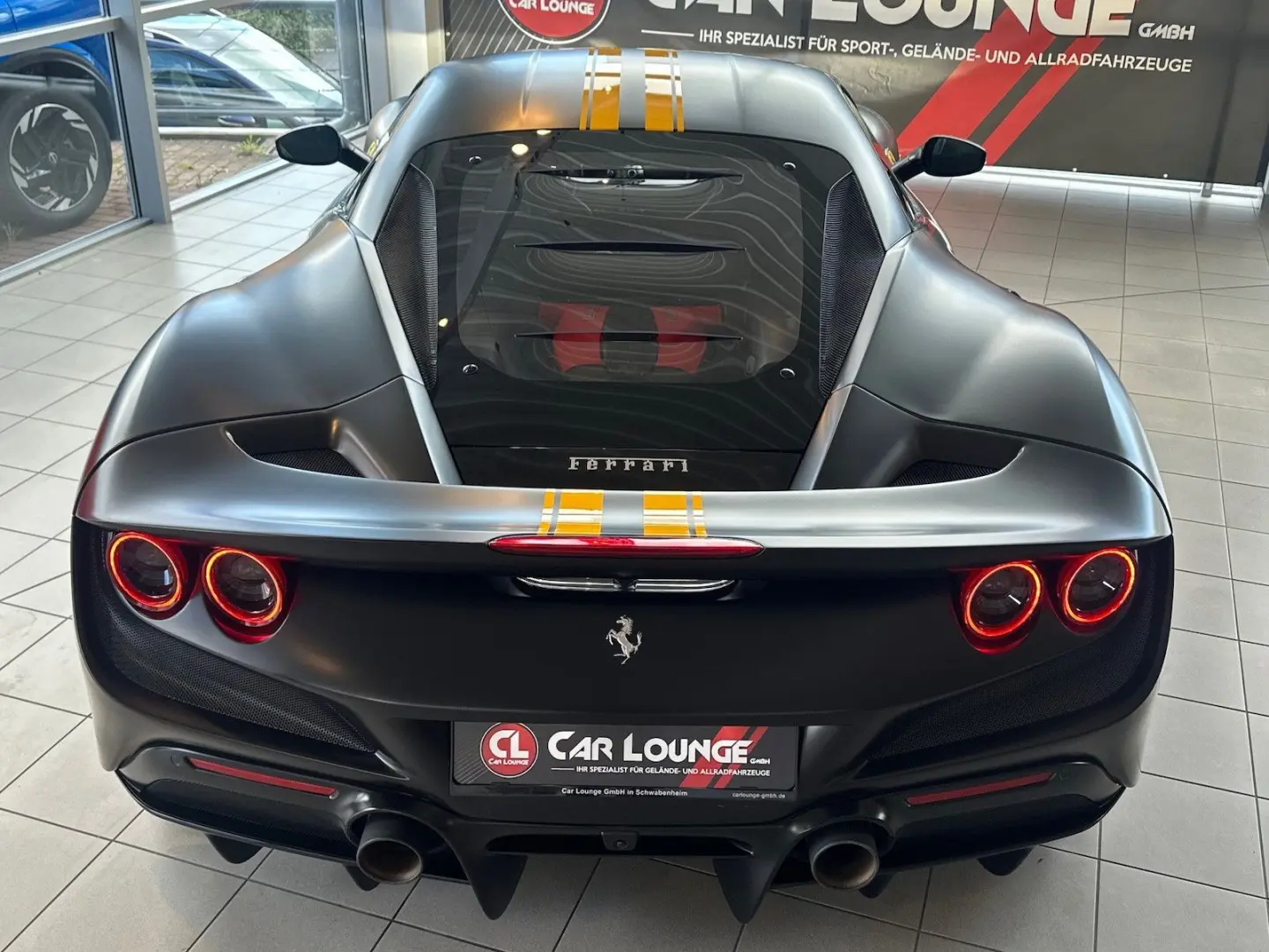 F8 Tributo Racing Lift Carbon Service neu Garant