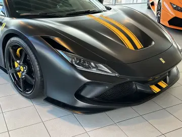 F8 Tributo Racing Lift Carbon Service neu Garant