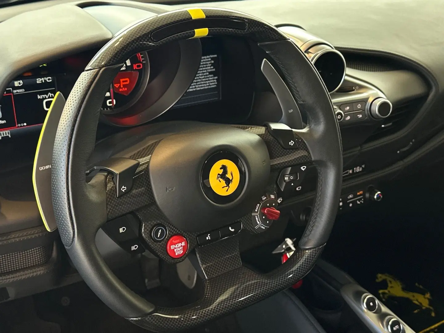 F8 Tributo Racing Lift Carbon Service neu Garant