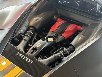 F8 Tributo Racing Lift Carbon Service neu Garant