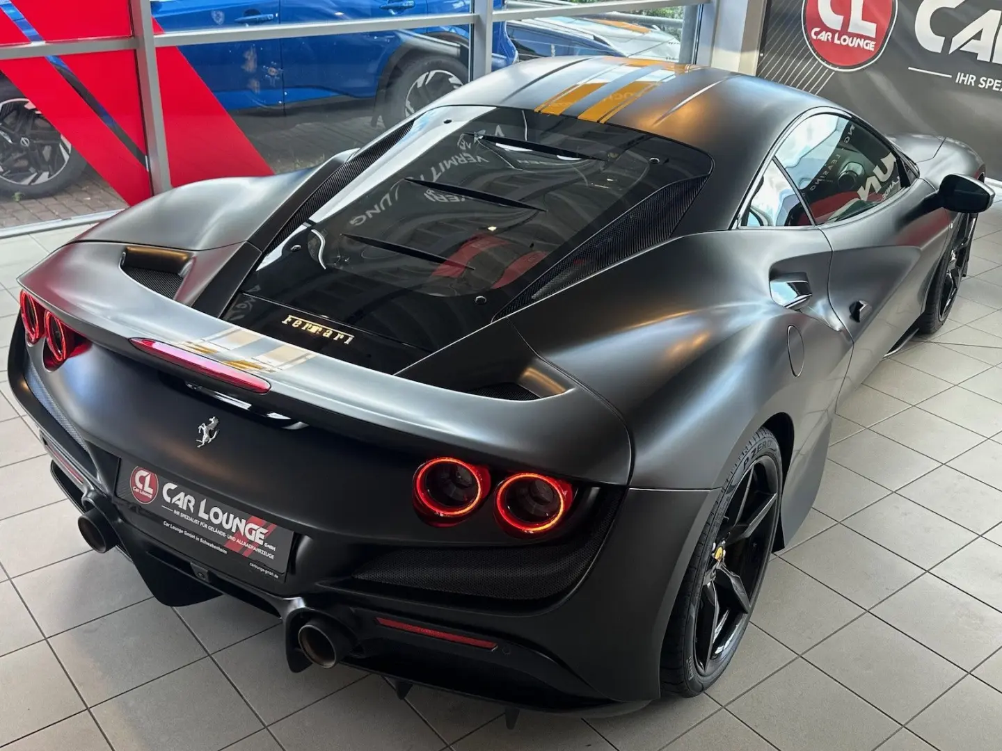 F8 Tributo Racing Lift Carbon Service neu Garant