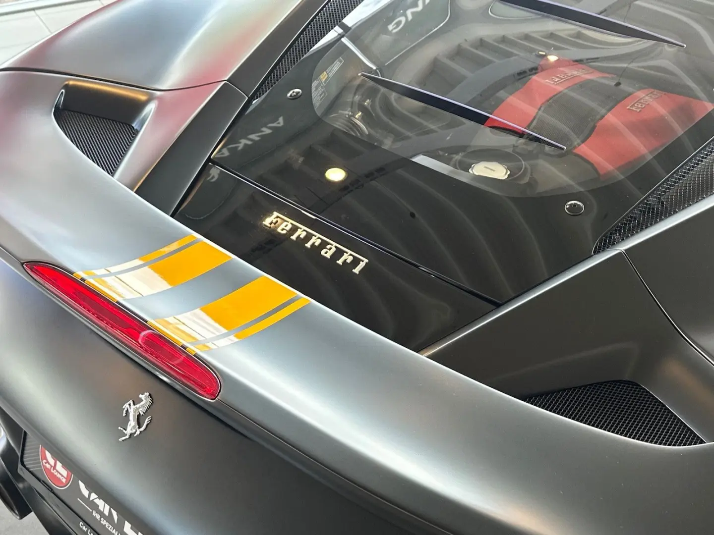 F8 Tributo Racing Lift Carbon Service neu Garant