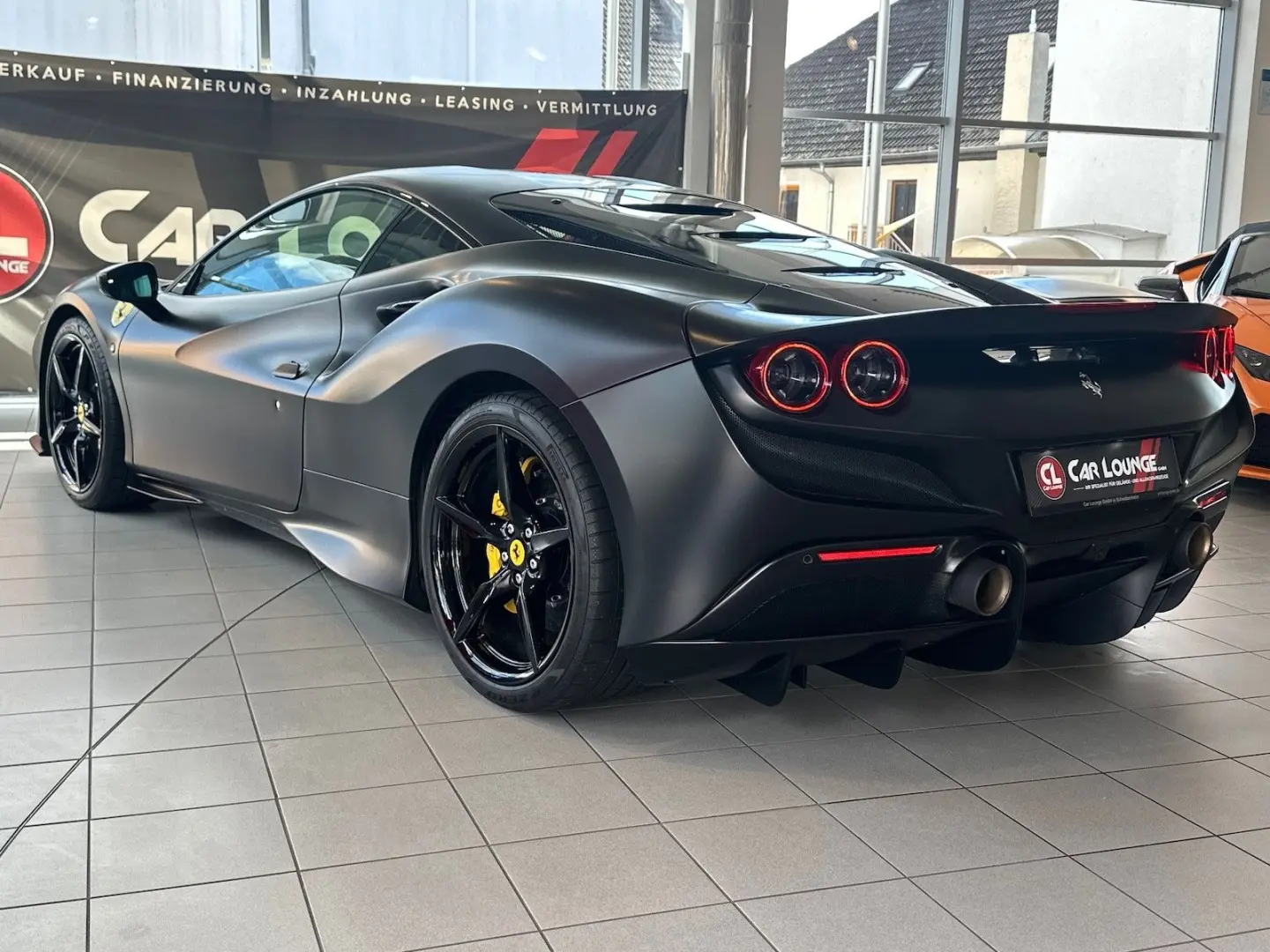 F8 Tributo Racing Lift Carbon Service neu Garant