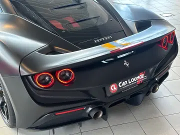 F8 Tributo Racing Lift Carbon Service neu Garant