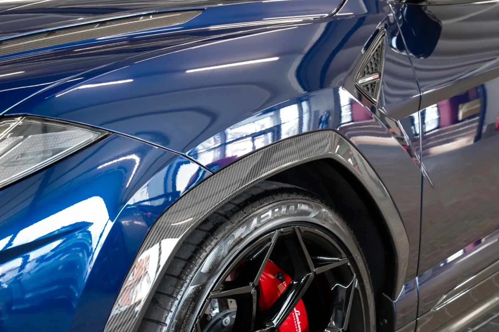 Lamborghini Urus Performante FULL CARBON AKRAPOVIC B&O