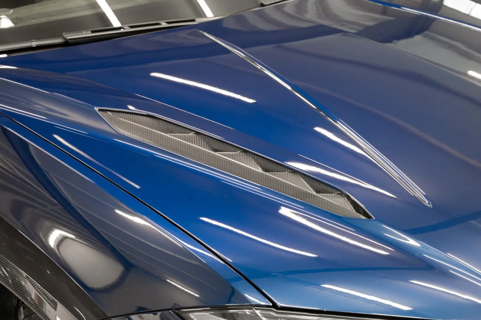 Lamborghini Urus Performante FULL CARBON AKRAPOVIC B&O