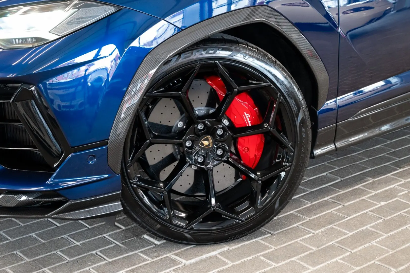 Lamborghini Urus Performante FULL CARBON AKRAPOVIC B&O