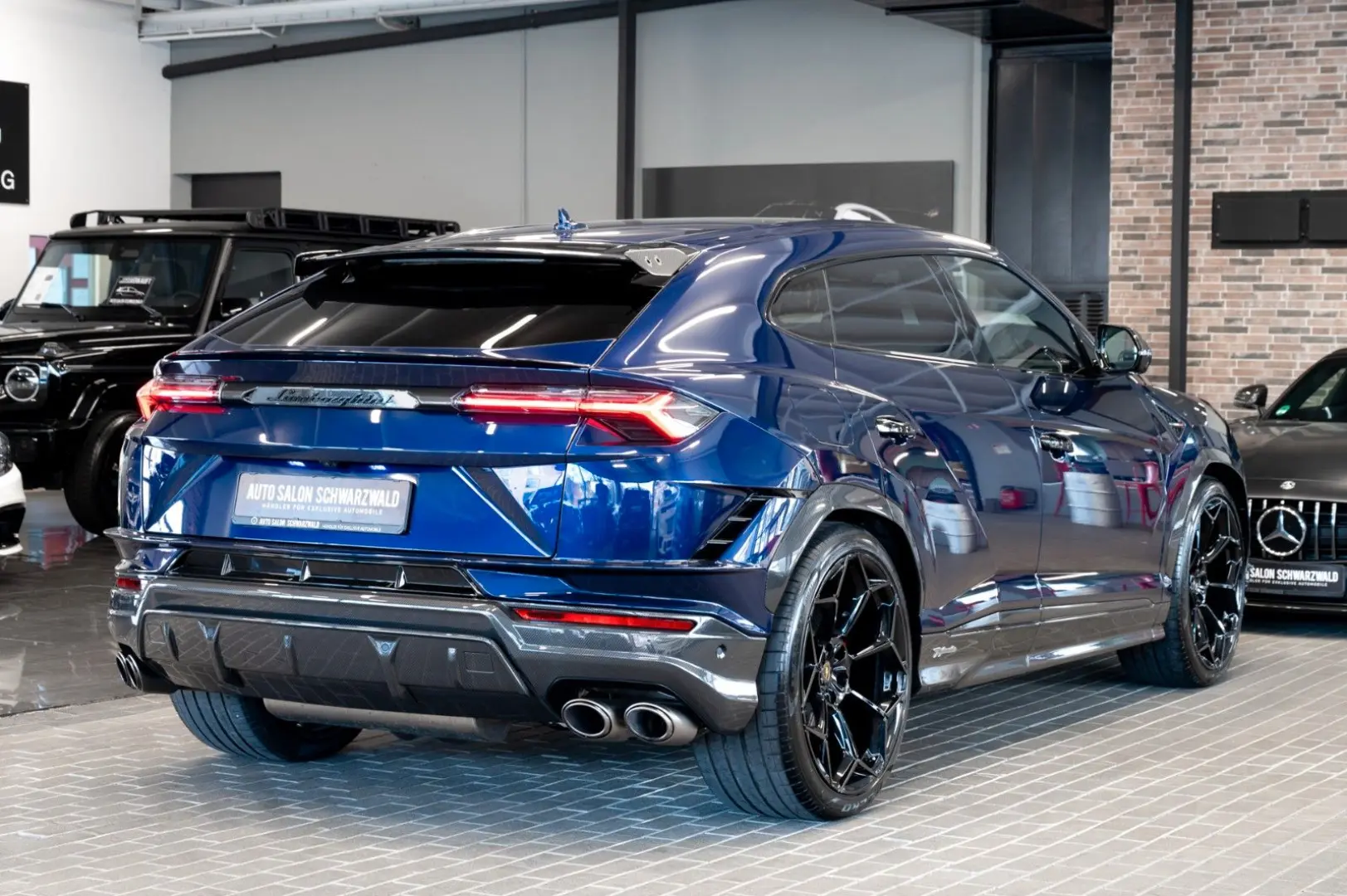 Lamborghini Urus Performante FULL CARBON AKRAPOVIC B&O