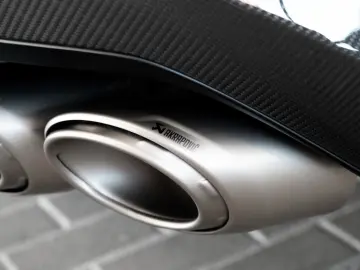 Lamborghini Urus Performante FULL CARBON AKRAPOVIC B&O