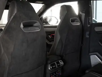 Lamborghini Urus Performante FULL CARBON AKRAPOVIC B&O