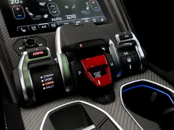 Lamborghini Urus Performante FULL CARBON AKRAPOVIC B&O