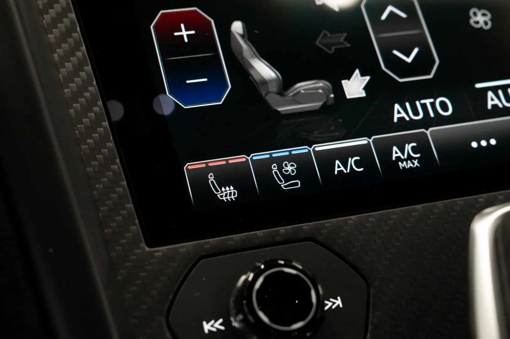 Lamborghini Urus Performante FULL CARBON AKRAPOVIC B&O