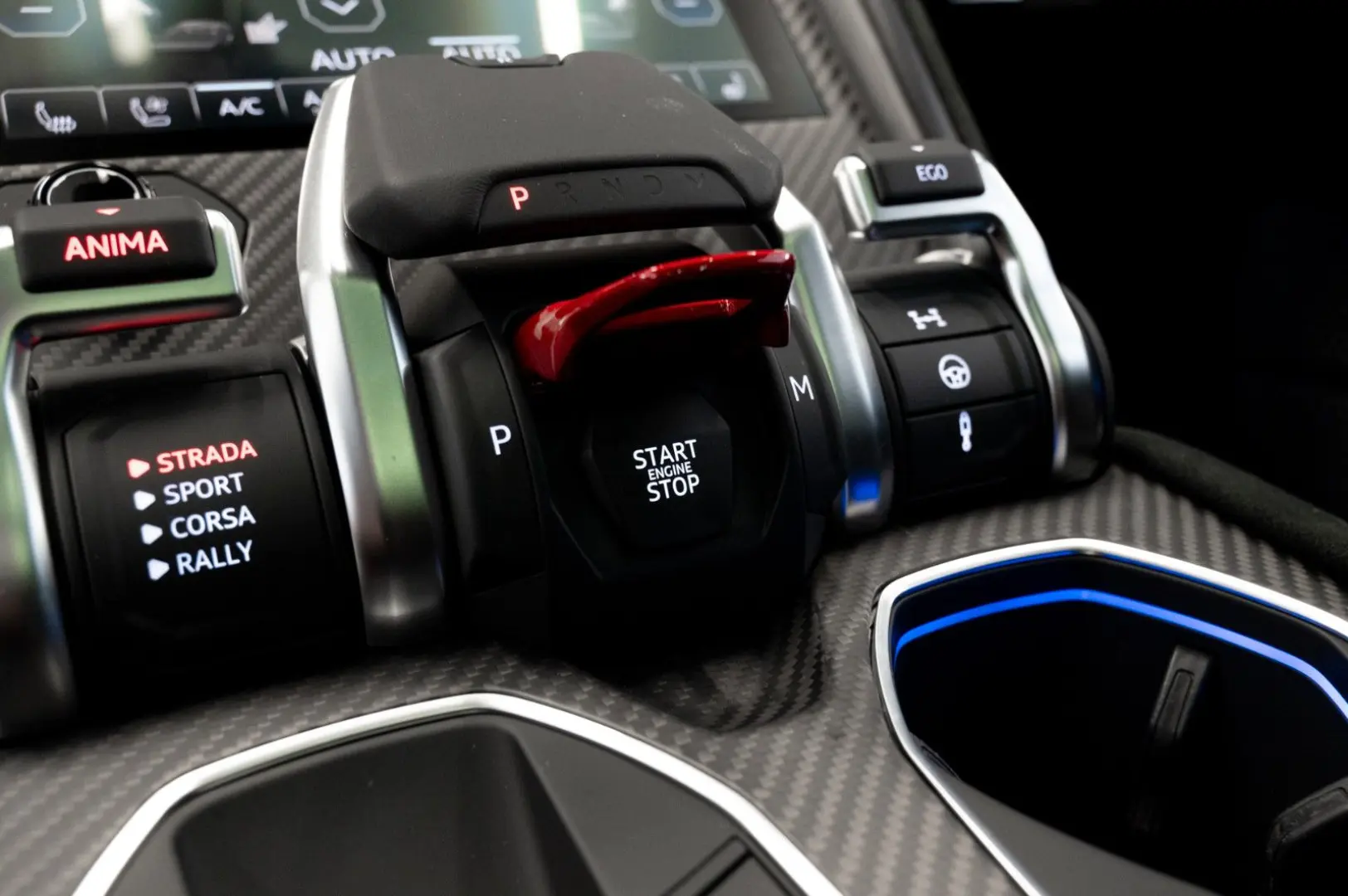 Lamborghini Urus Performante FULL CARBON AKRAPOVIC B&O