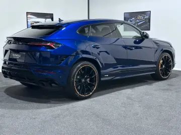 Lamborghini Urus S   Panorama   Carbon